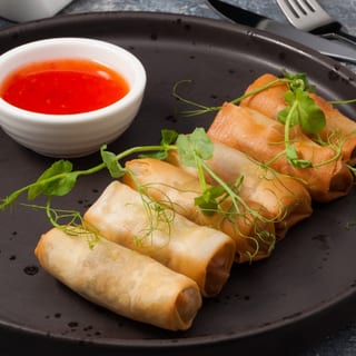 1 Dozen Eggrolls